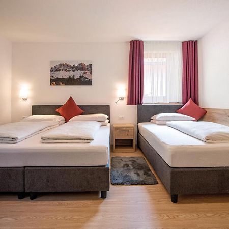 *** Hotel Alpenhof KG d. Gasser Renate Brixen Exterior foto
