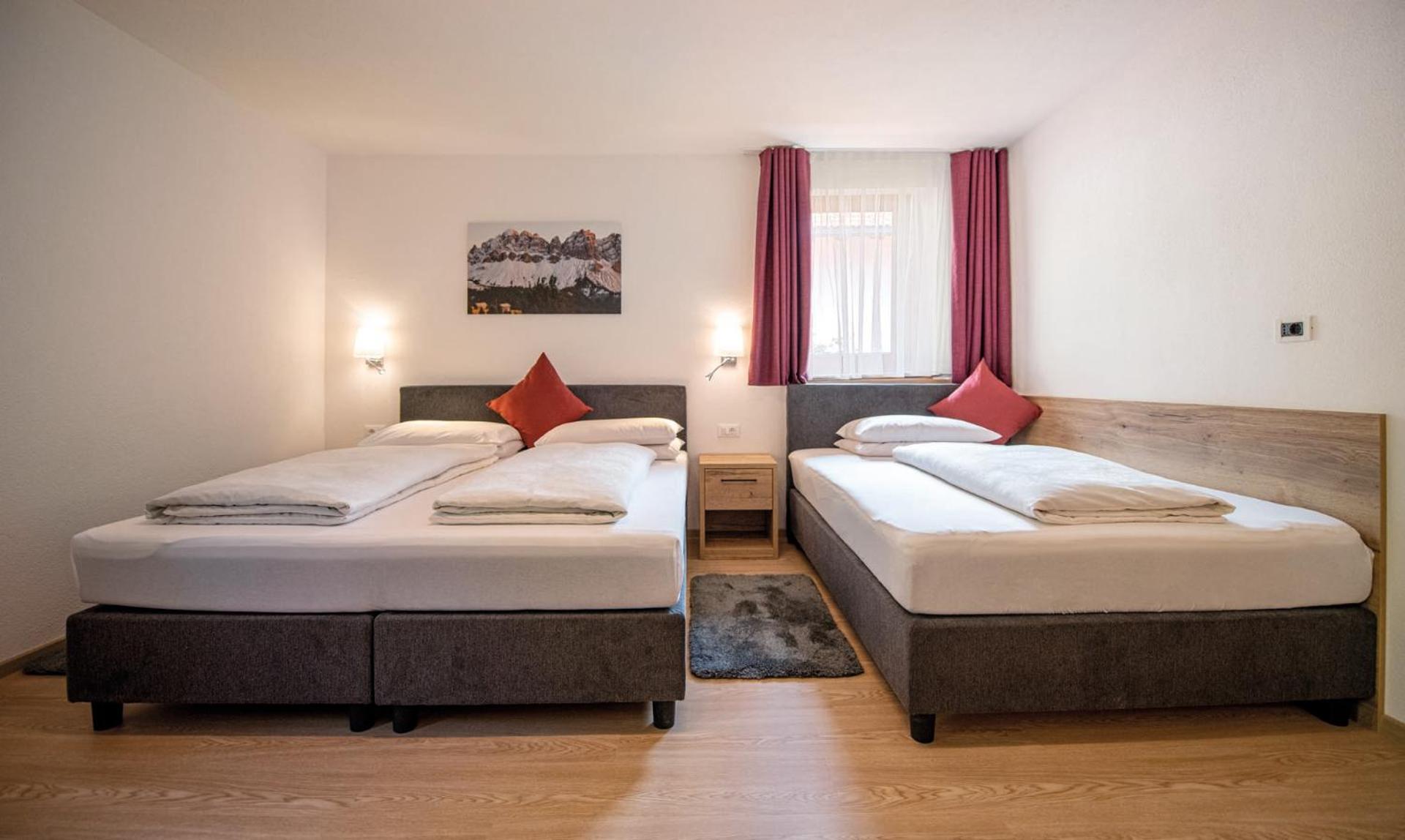 *** Hotel Alpenhof KG d. Gasser Renate Brixen Exterior foto